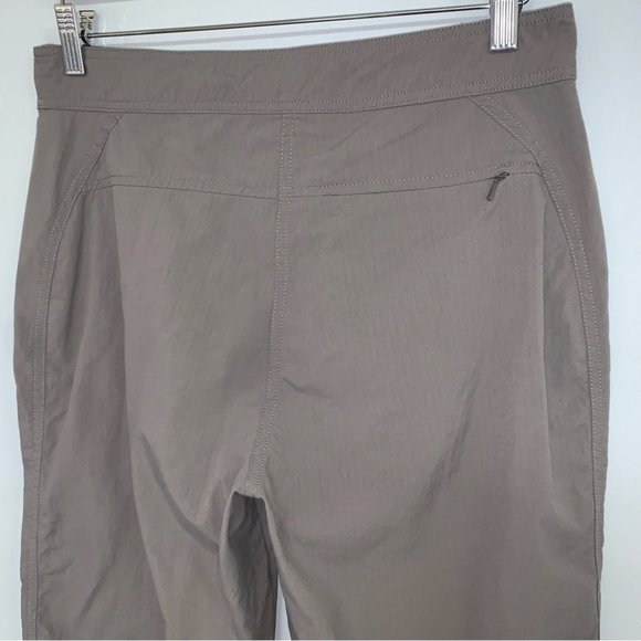 L.L. Bean Crop Pants Women’s Size 10 US Tan Khaki Nylon Hiking Capris‎ Ripstop - Picture 4 of 7